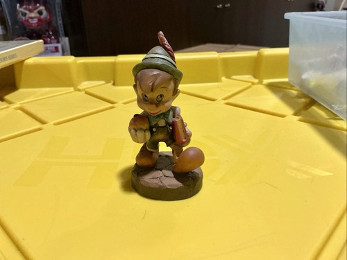 Personaggio disney company - personaggio,